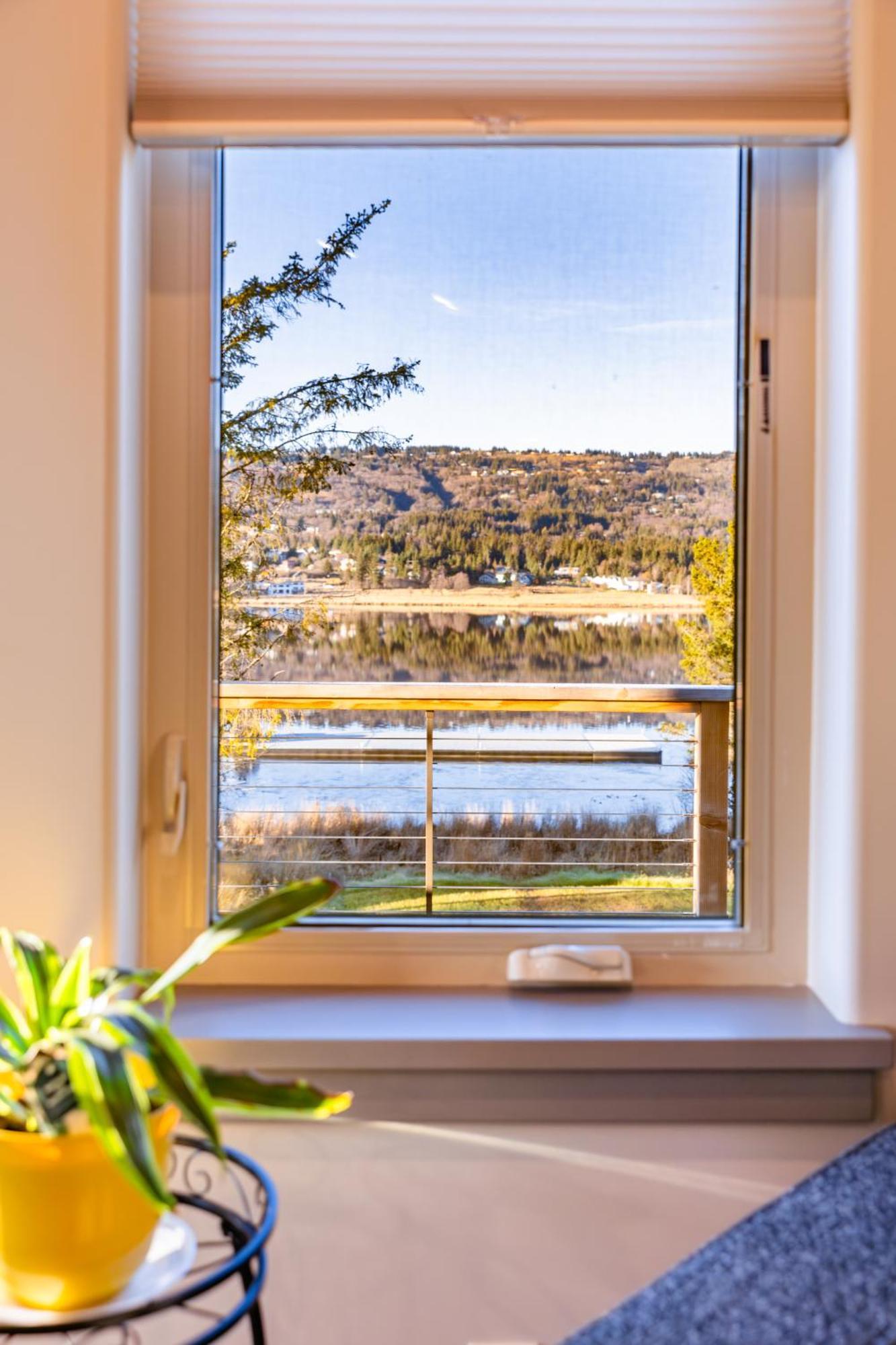 Lakeshore Lodging Suites Хоумър Екстериор снимка