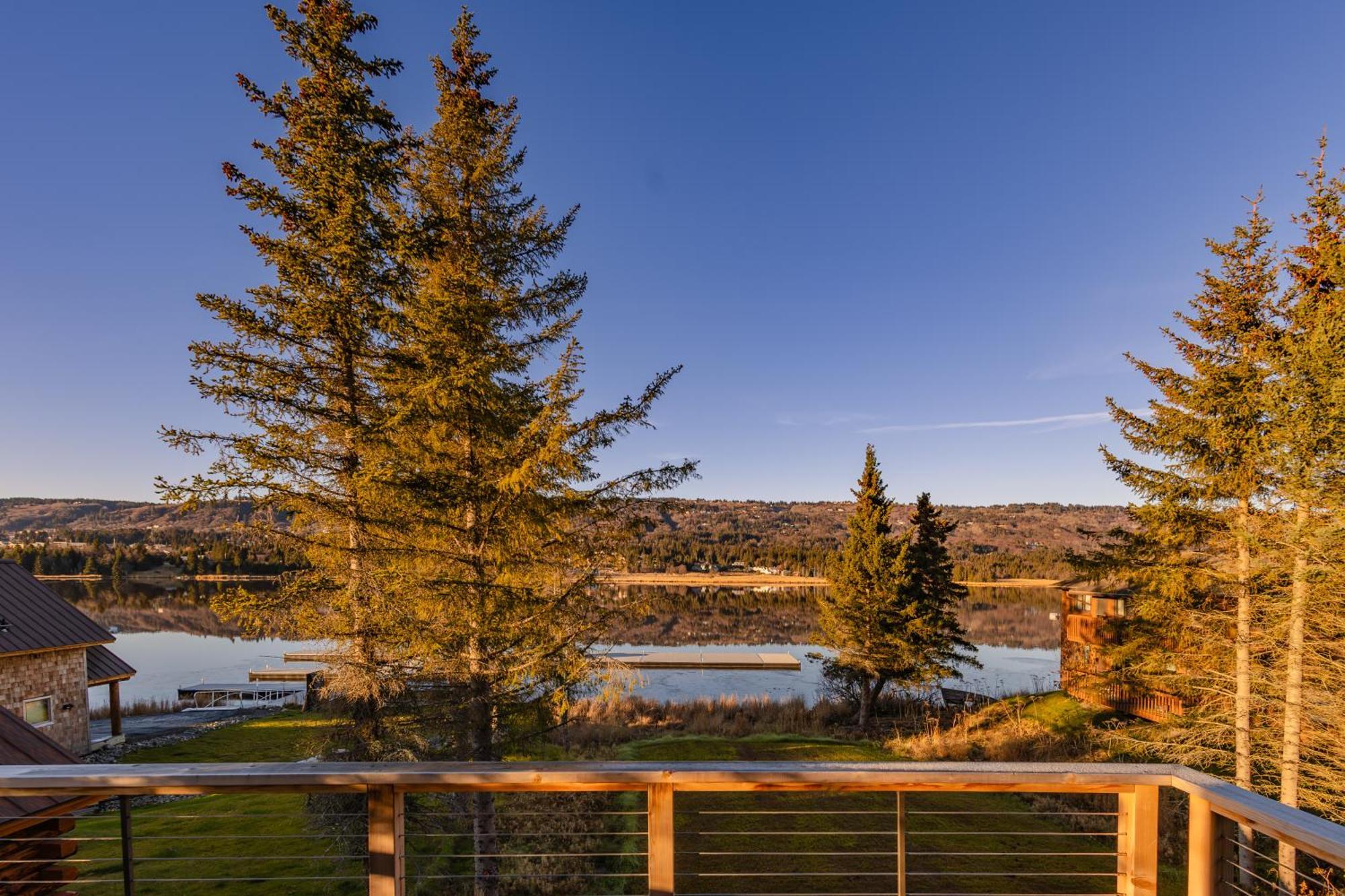 Lakeshore Lodging Suites Хоумър Екстериор снимка